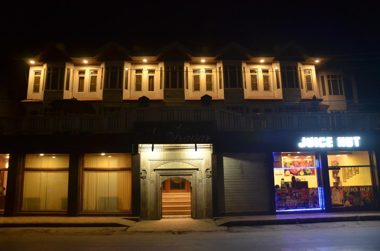 Kaisar Hotell Srīnagar Exteriör bild